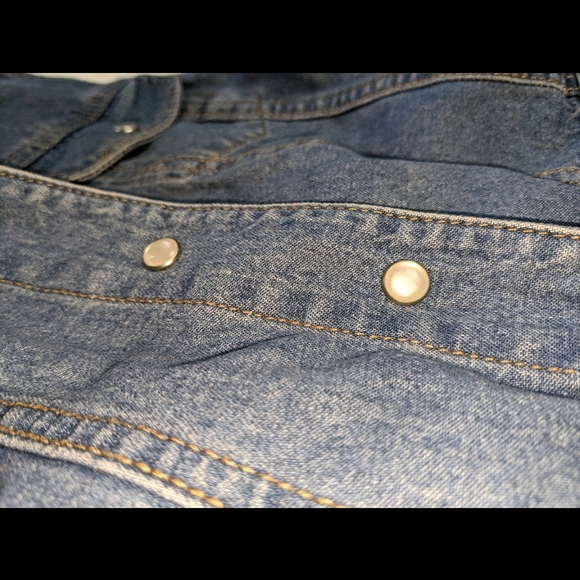 Denim Sleeveless Romper, Light Blue - Picture 5 of 6